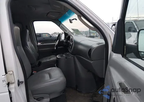 2005 Ford E-150 Commercial/Recreational from USA, damaged, VIN 1FTRE14W35HA16330